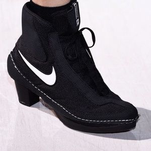 comme de garcon heeled sneaker